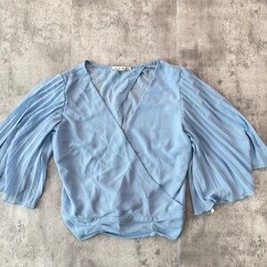 Light Blue Chiffon Flutter Bell Sleeve Bat Wing Dressy Top Open Back Womens XL
